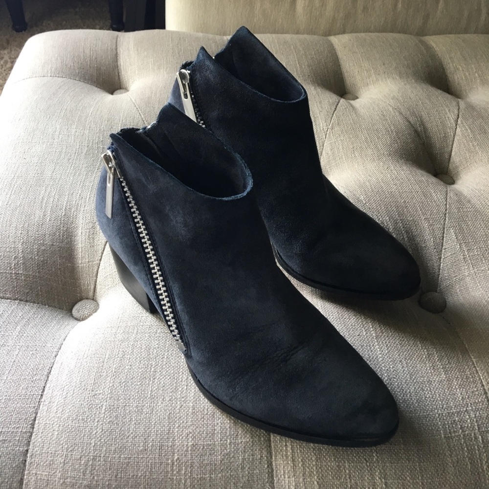 Belle by Sigerson Morrison Lara Suede‎ Zip Booties - Picture 5 of 7